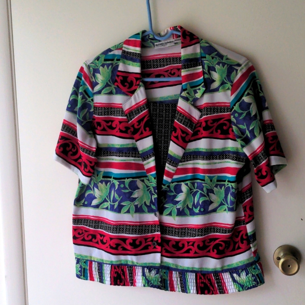 Vintage Alfred dunner 2 layer banded short sleeve top with shoulder pads